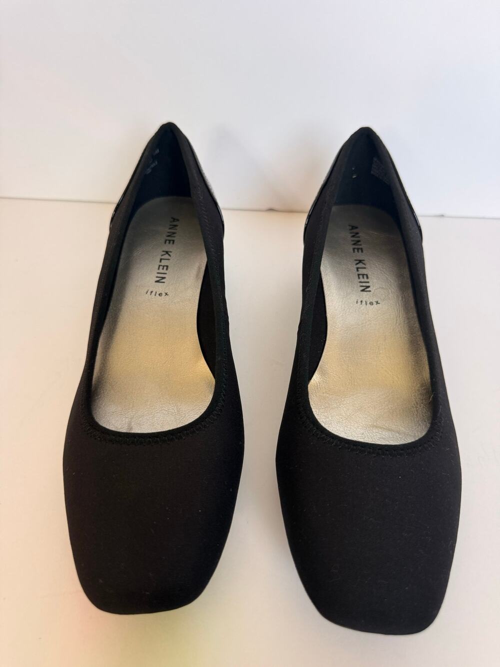 Anne Klein iFlex Black Shiny Low Block Heel Pumps Round Toe Women’s 11